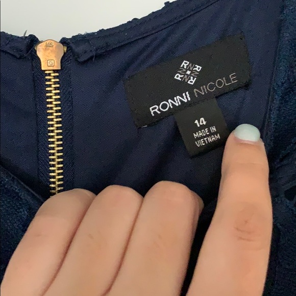 Blue floral cut out dress - Picture 3 of 3